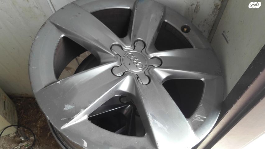 feedItemObj.data.row_1