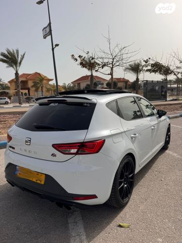 מודעת רכב סיאט לאון