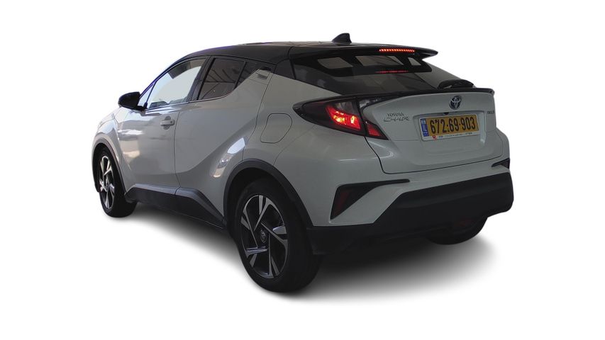 מודעת רכב טויוטה C-HR 1