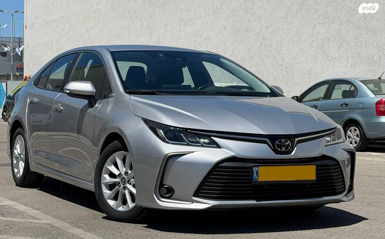 מודעת רכב טויוטה קורולה