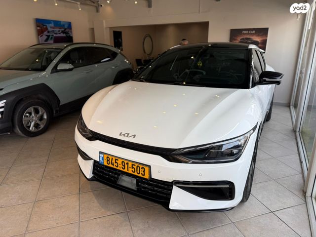 מודעת רכב קיה EV6 2
