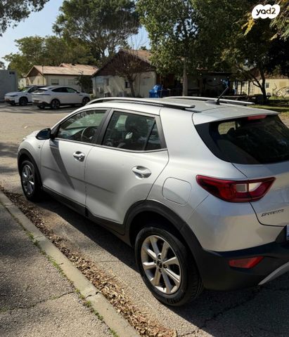 מודעת רכב קיה סטוניק