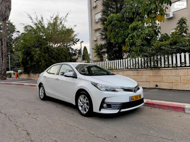 מודעת רכב טויוטה קורולה