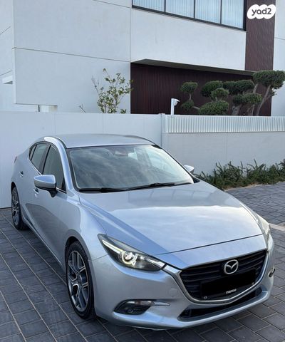 מודעת רכב מאזדה 3