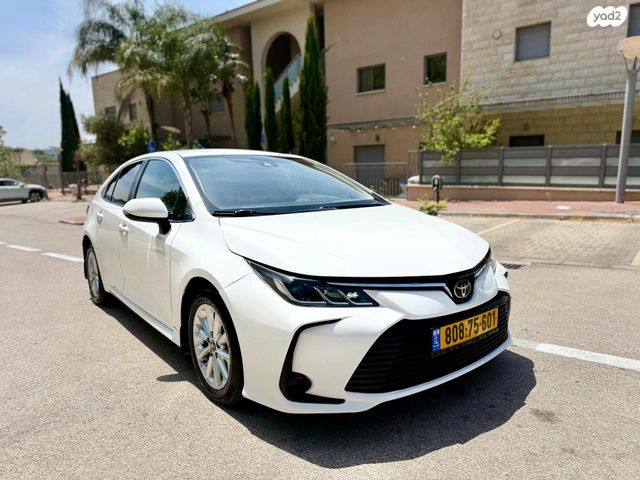 מודעת רכב טויוטה קורולה