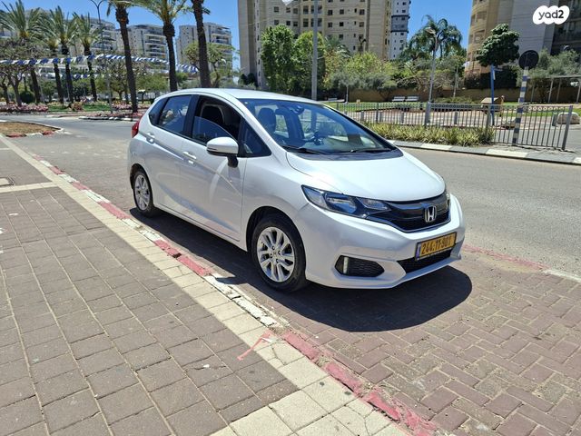 מודעת רכב הונדה ג'אז 