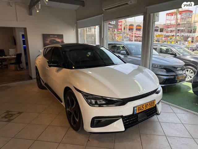 מודעת רכב קיה EV6