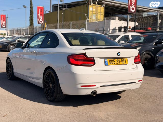 מודעת רכב ב מ וו סדרה 2 2