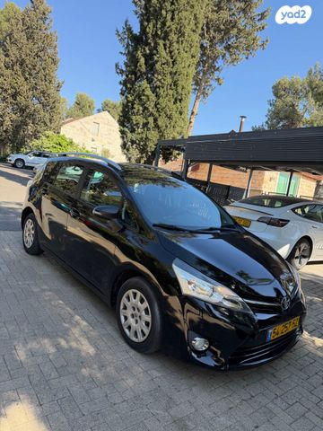 מודעת רכב טויוטה ורסו