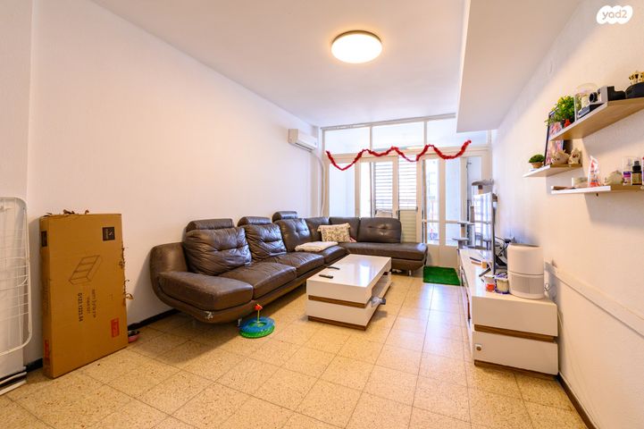 ישראל בן ציון 18