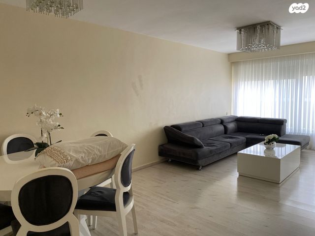 אברהם בן שושן 74