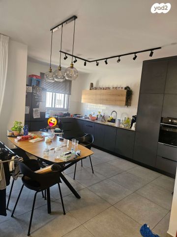 גולדה מאיר 86