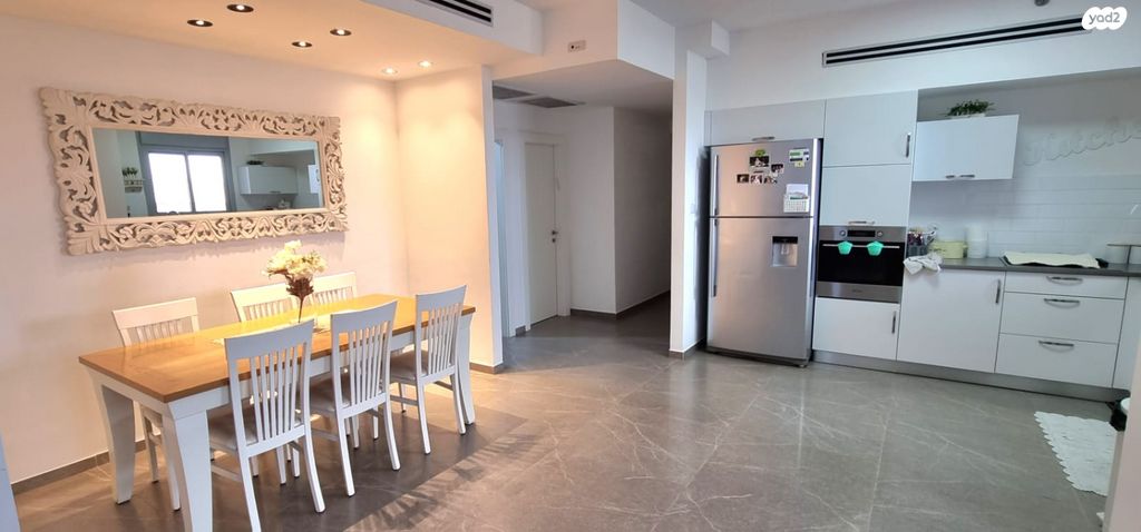 יוסף בורג 90