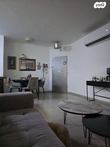 שאול המלך 153