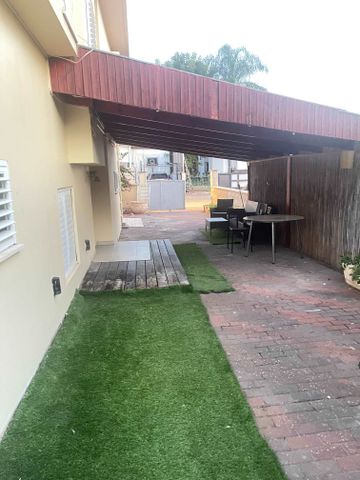 דרך הברוש 253