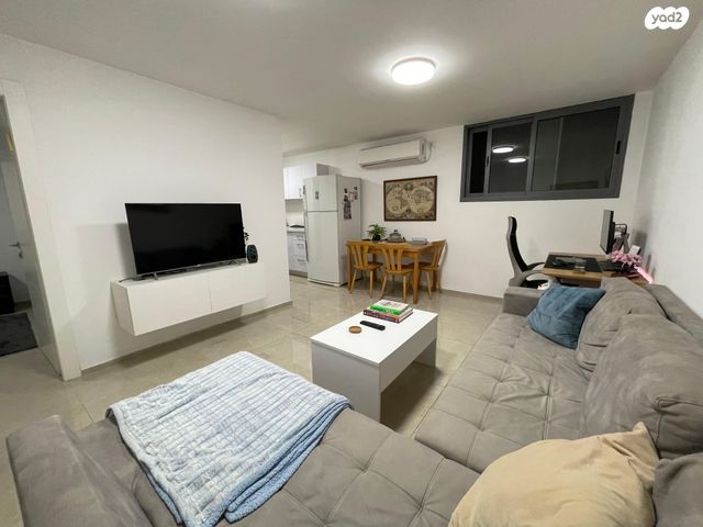 מבצע אביב נעורים 8