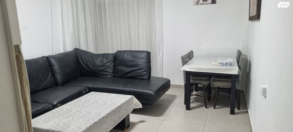 סמטת יודפת 8