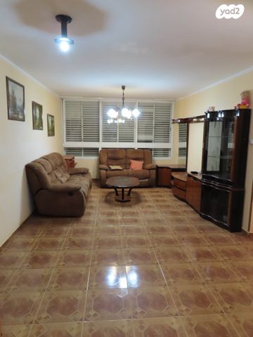 גאון הירדן 65