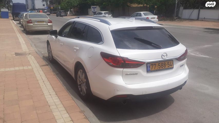 מודעת רכב מאזדה 6