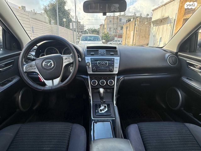 מודעת רכב מאזדה 6