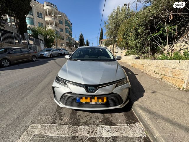 מודעת רכב טויוטה קורולה
