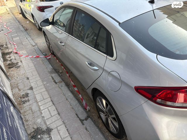 מודעת רכב יונדאי איוניק