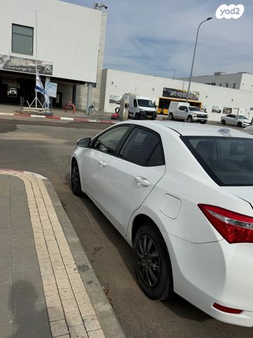 מודעת רכב טויוטה קורולה