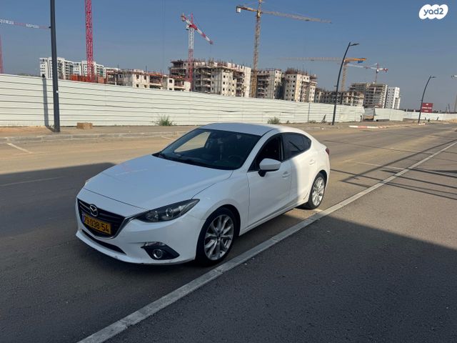 מודעת רכב מאזדה 3