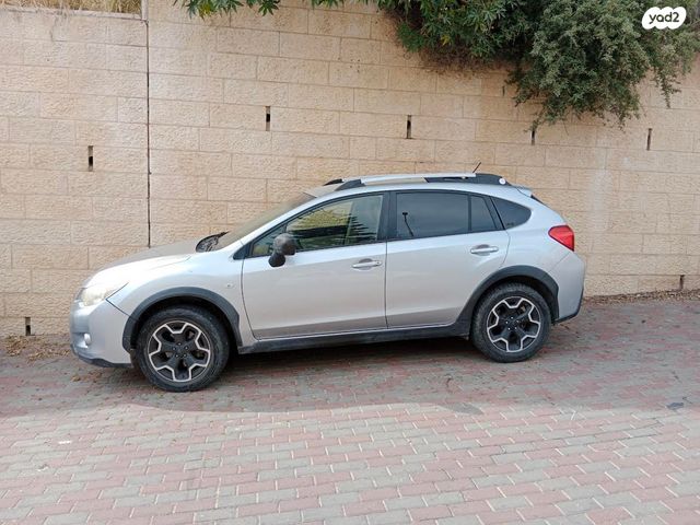 מודעת רכב סובארו XV