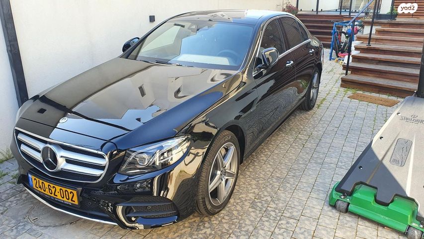 מודעת רכב מרצדס-בנץ E-class