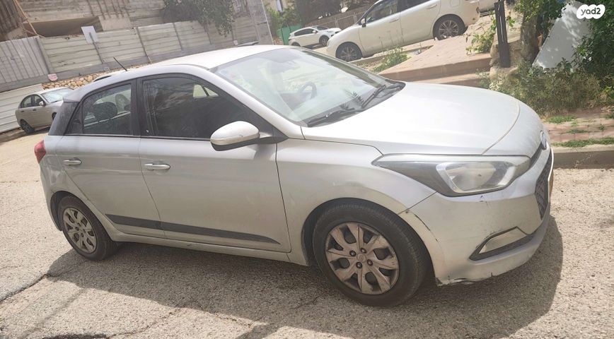 מודעת רכב יונדאי i20