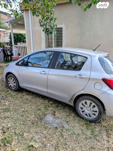 מודעת רכב טויוטה יאריס