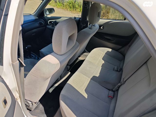 מודעת רכב מאזדה 323