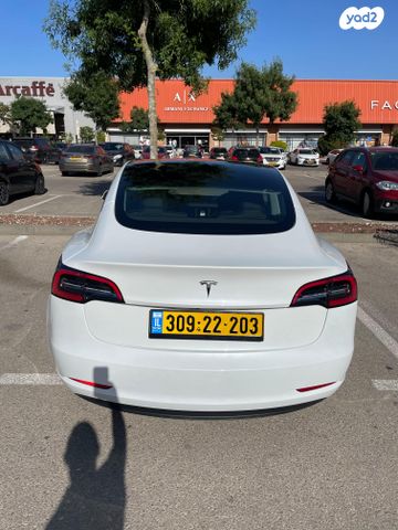 מודעת רכב טסלה מודל 3