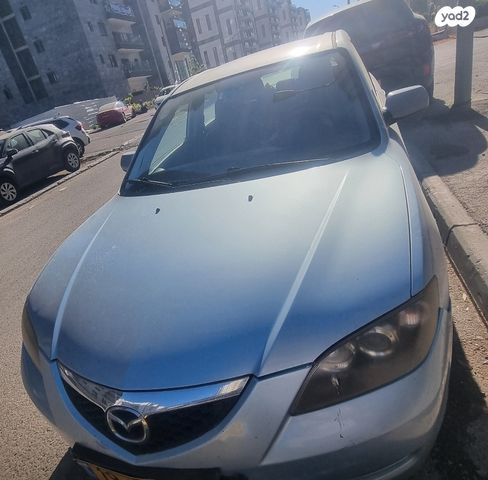 מודעת רכב מאזדה 3