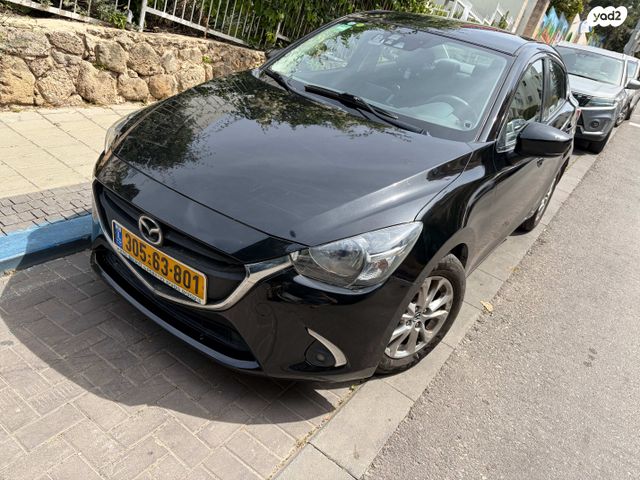 מודעת רכב מאזדה 2