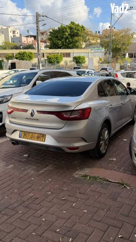 מודעת רכב רנו מגאן