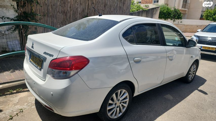 מודעת רכב מיצובישי אטראז'