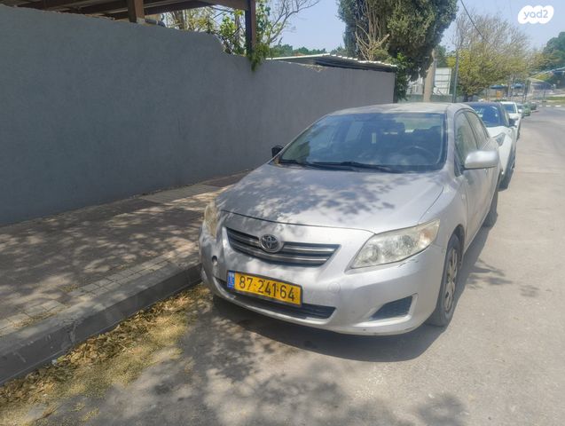 מודעת רכב טויוטה קורולה