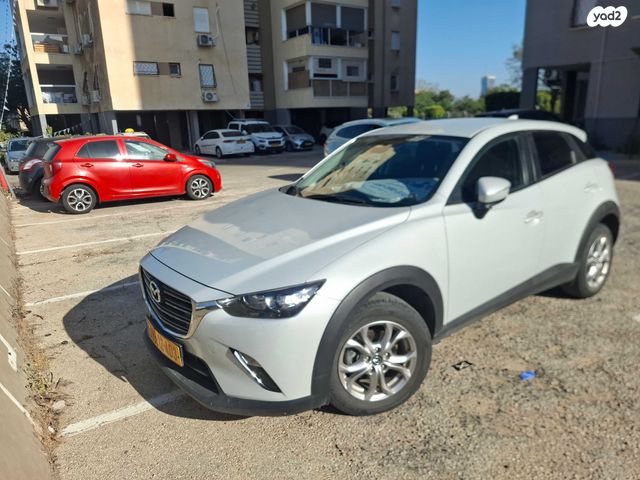 מודעת רכב מאזדה CX-3