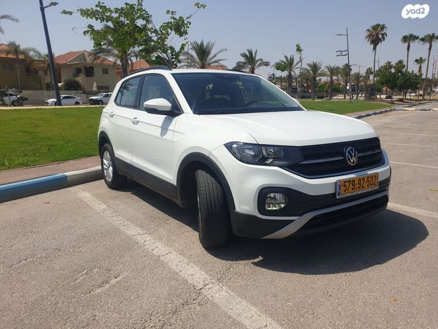 מודעת רכב פולקסווגן T-קרוס