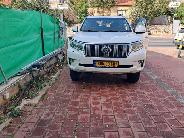 מודעת רכב טויוטה לנד קרוזר