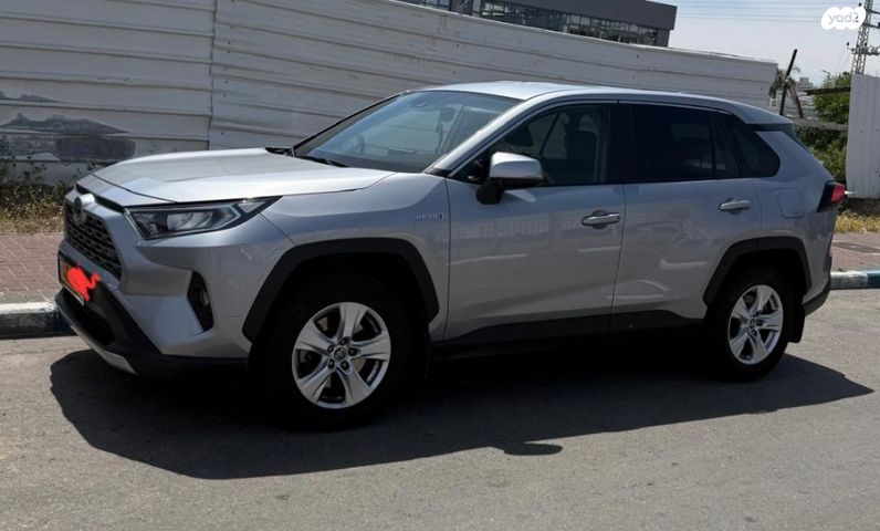 מודעת רכב טויוטה RAV4