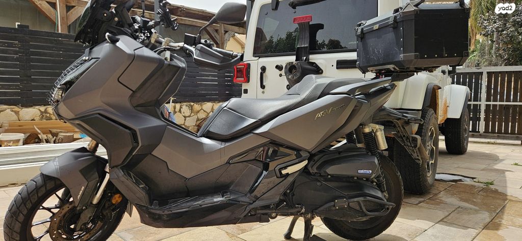 מודעת רכב הונדה ADV350