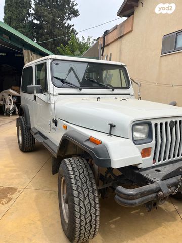 מודעת רכב ג'יפ CJ