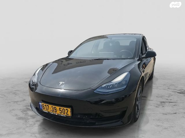 מודעת רכב טסלה מודל 3