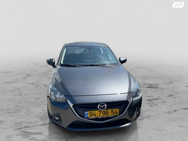 מודעת רכב מאזדה 2