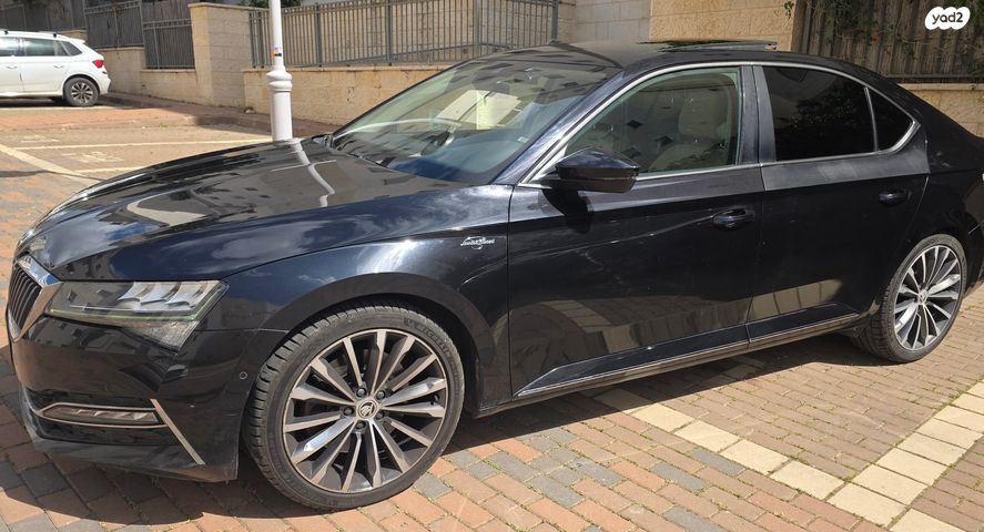 מודעת רכב סקודה סופרב