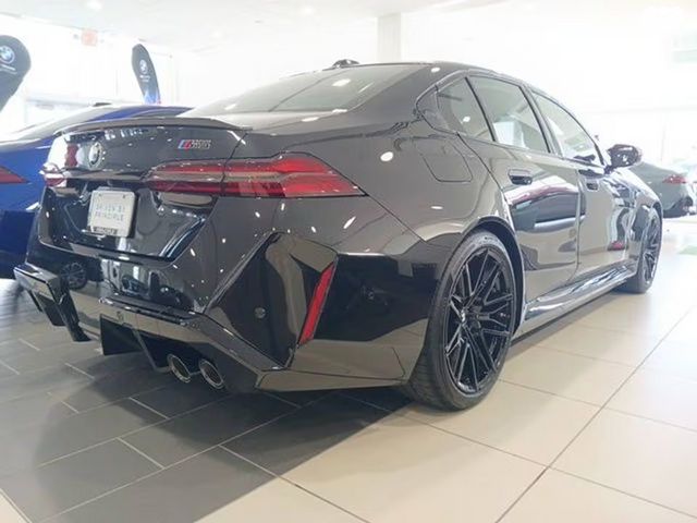 מודעת רכב ב מ וו M5 1