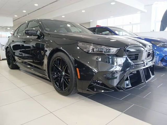 מודעת רכב ב מ וו M5 2